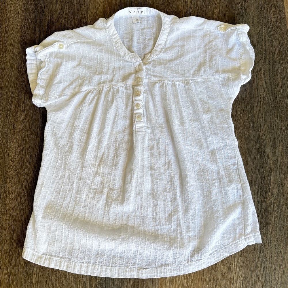 Da-sh white top size S small cotton rayon roll tab gauze summer button casual